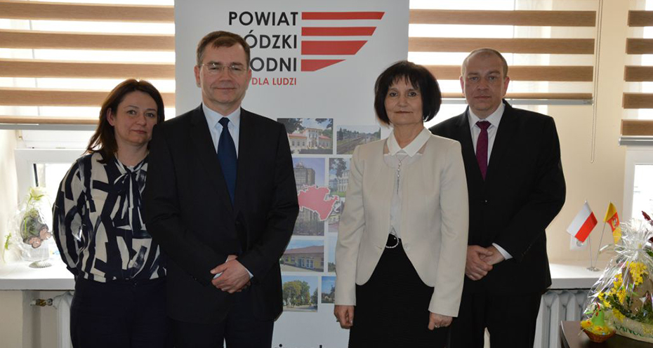 Powiat Łódzki Wschodni nawiązał współpracę z firmą Kongsberg Automotive z siedzibą w Koluszkach